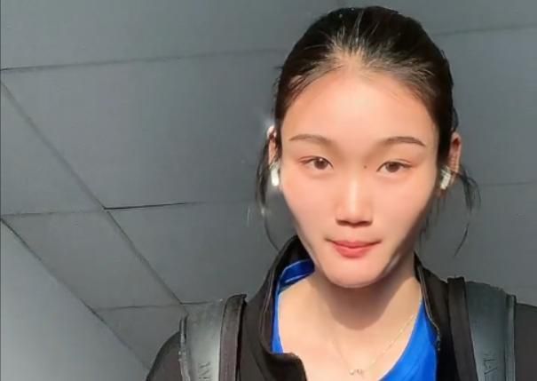 书中主要女性脚色，可悲年夜于可恨，翰墨显得怪力乱神，终局更多是命运的玩弄。